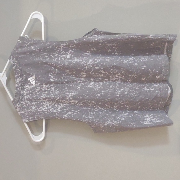 Adidas women's medium gray wash print front knot workout tank top - Picture 4 of 4